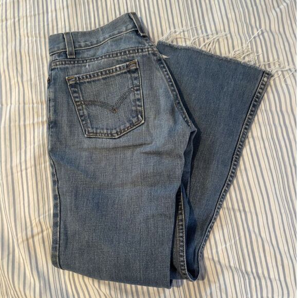 Levis Superlow Bootcut 518 - Size 1 - Medium Wash - Picture 2 of 5